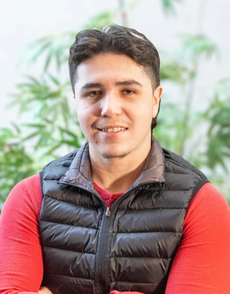 Eric Gonzalez, Agent